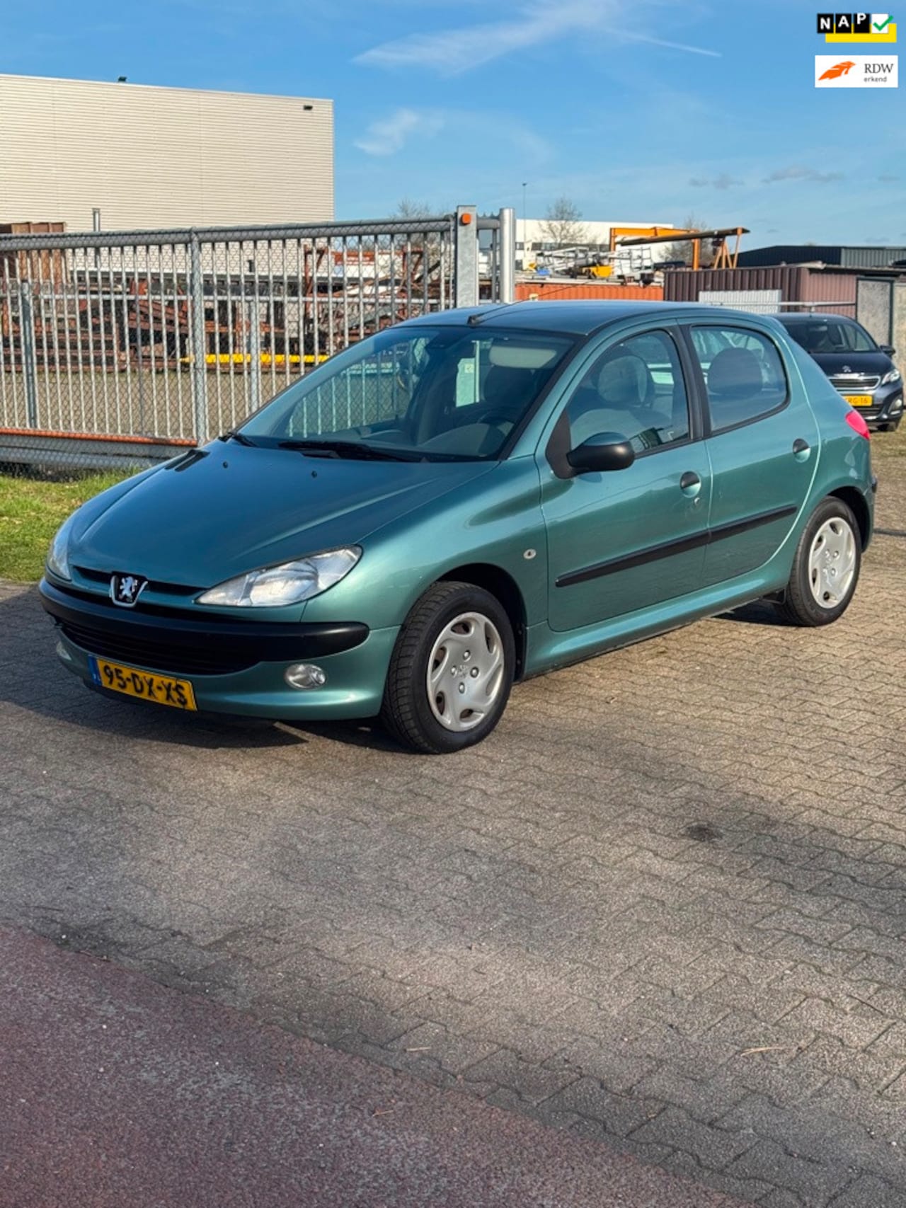 PEUGEOT 206