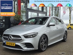 Mercedes-Benz B-klasse - 180 Business Solution AMG AUTOMAAT | Navigatie | Parkeersensoren + Camera | Cruise Control