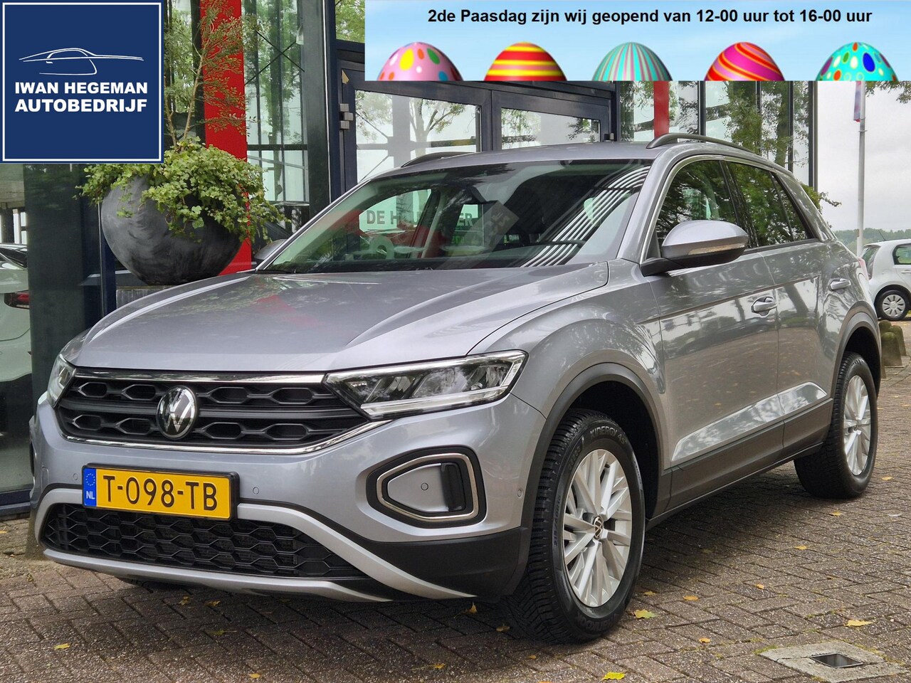 Volkswagen T-Roc - 1.0 TSI Life | Navigatie | Digitaal dashboard | Adapt. Cruise Control | Parkeersensoren | - AutoWereld.nl