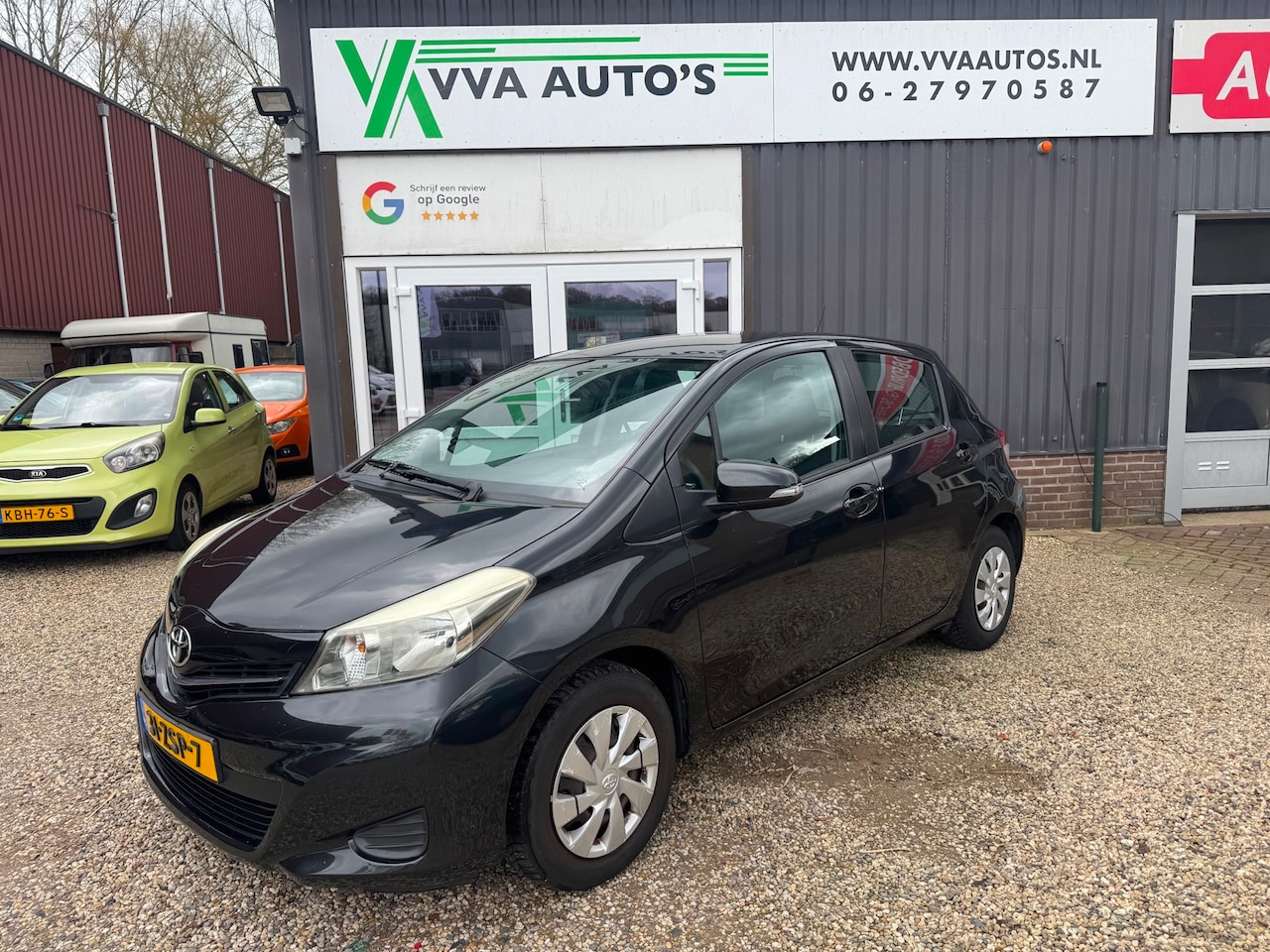 Toyota Yaris - 1.0 VVT-I airco, navigatie, bluetooth, achteruitrijcamera, APK 09-2026! - AutoWereld.nl