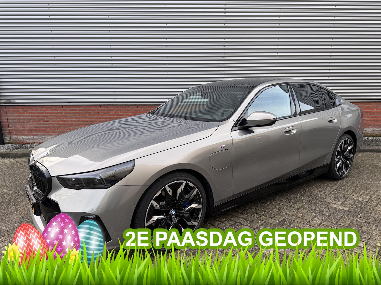 BMW 5-serie - 550e xDrive | M Sportpakket Pro | 21inch | HUD | B&W | Panorama-dak | - AutoWereld.nl