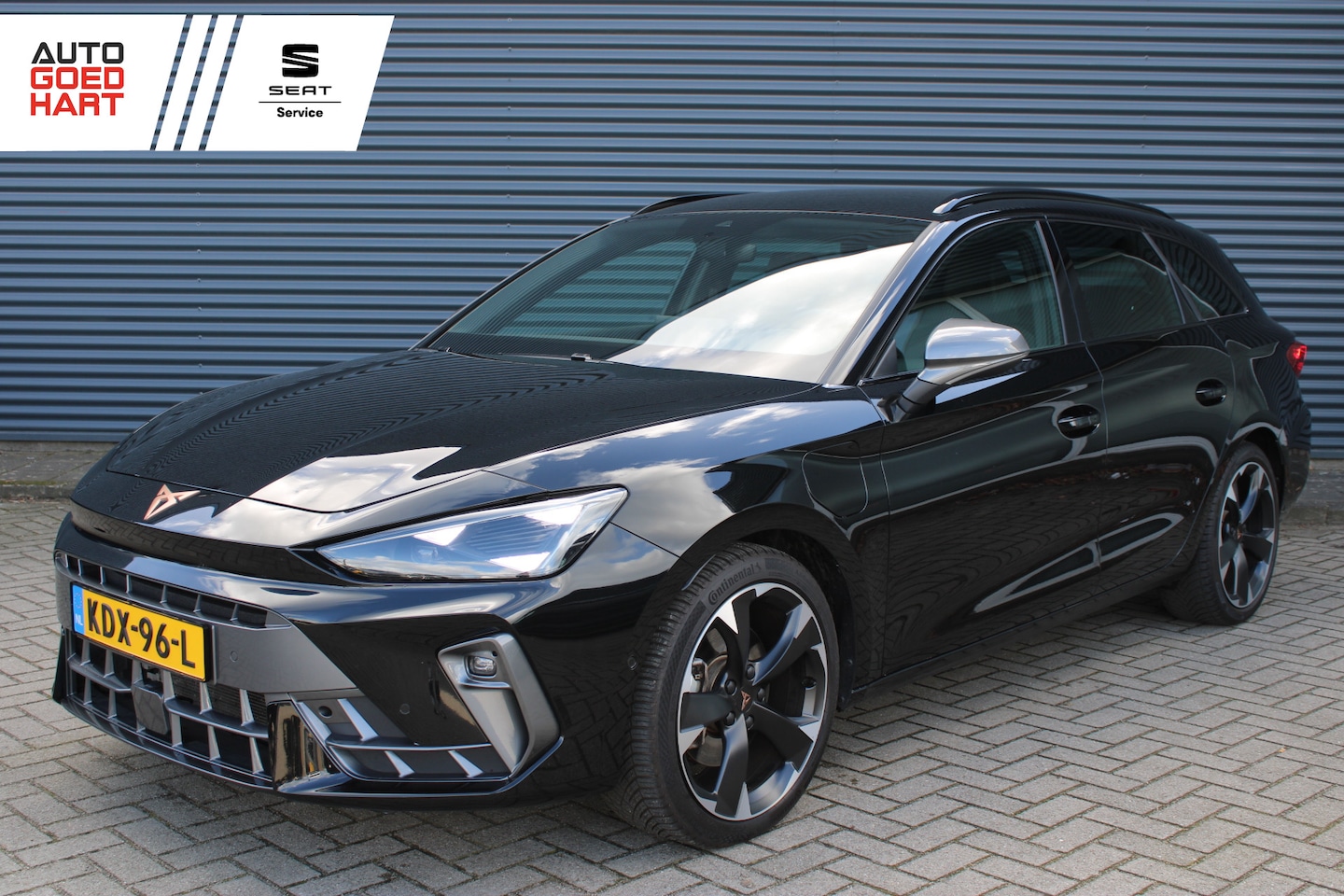 CUPRA Leon Sportstourer - 1.5 TSI e-Hybrid Essential PHEV Stuur/stoelverwarming Carplay Camera Full-LED Adap-Cruise - AutoWereld.nl