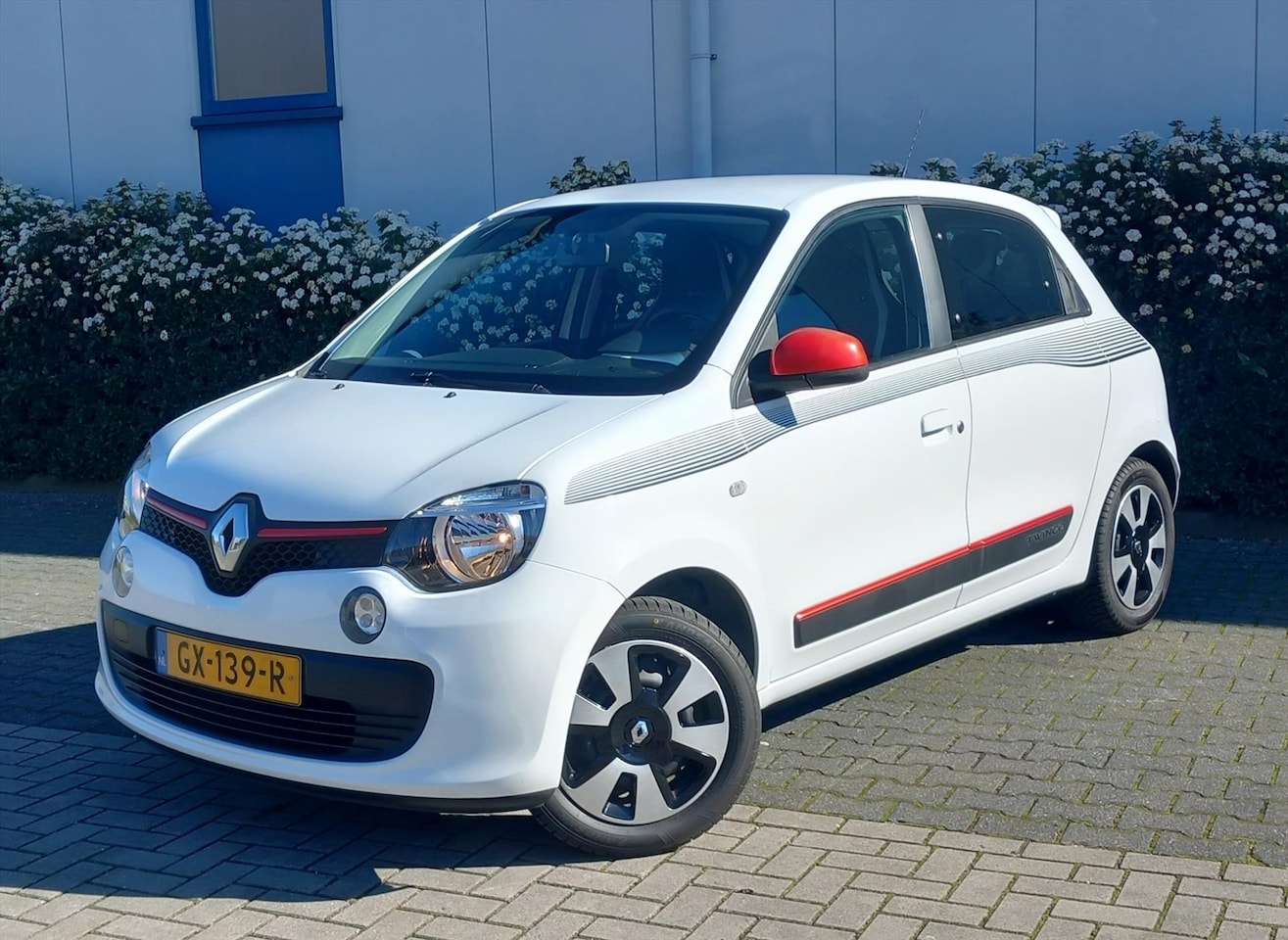 Renault Twingo - 1.0 SCe 70pk S&amp;S Collection - AutoWereld.nl