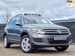 Volkswagen Tiguan - 1.4 TSI Comfort&Design*Pano*Navi*Pdc*Trekhk