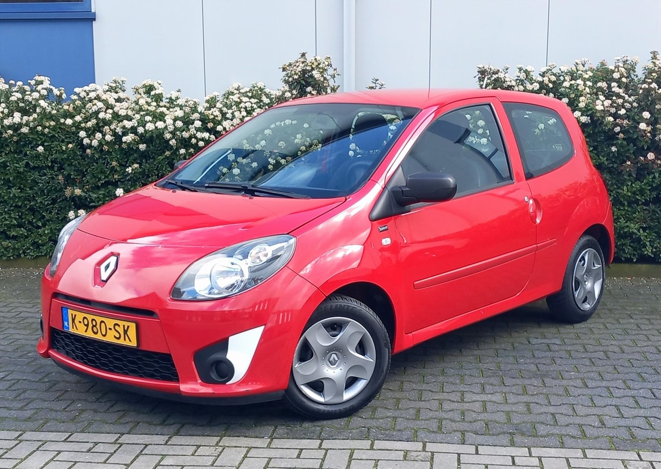 Renault Twingo - 1.2 16V 75pk ECO² Authentique - AutoWereld.nl