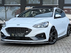 Ford Focus - 2.3 EcoBoost ST-3 Panoramadak Sportuitlaat ACC Recaro Maxton Garantie