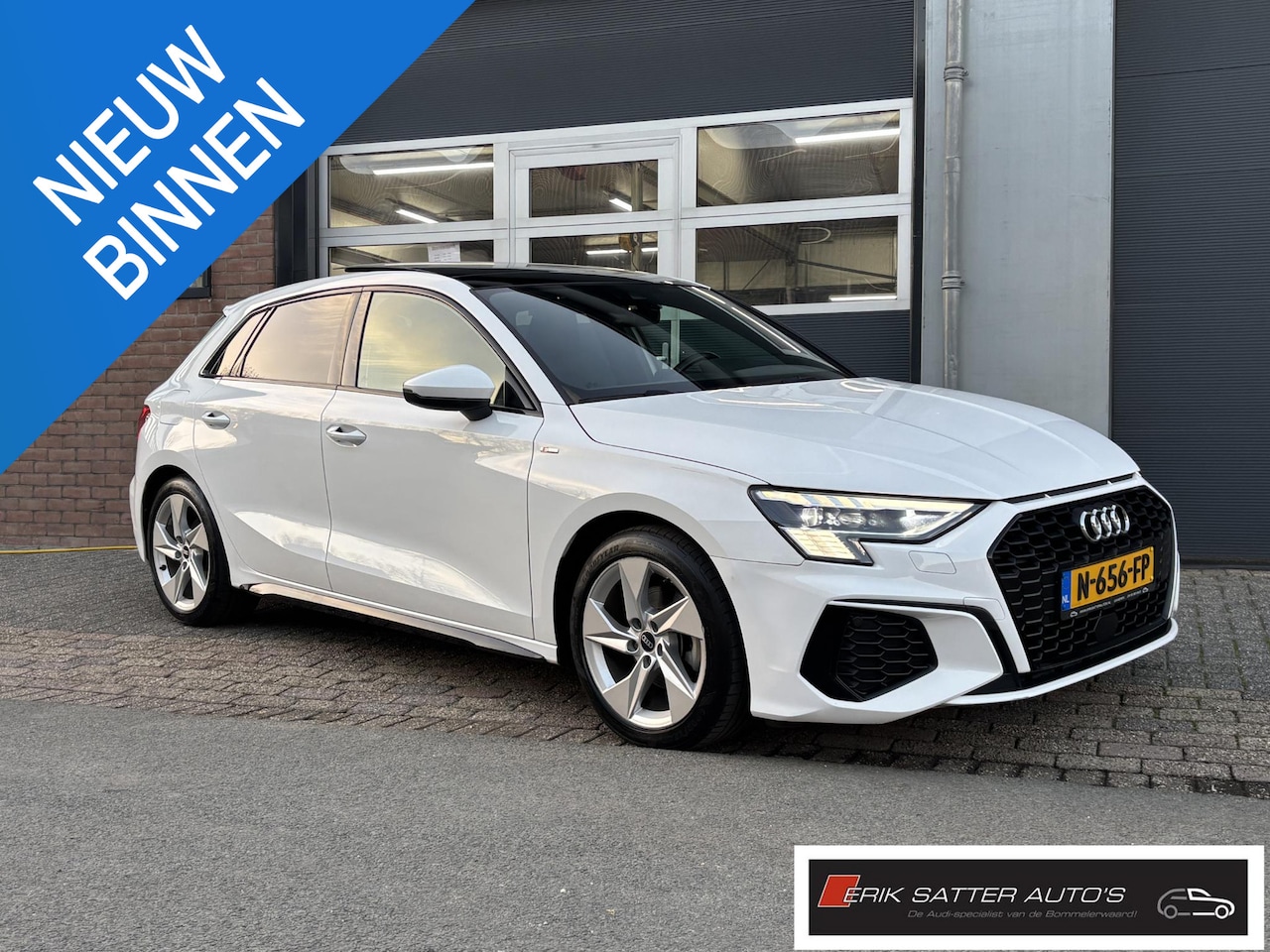 Audi A3 Sportback - 30 TFSI S edition Black optic| Matrix Led| Panoramadak| App| Carplay| Private glass - AutoWereld.nl