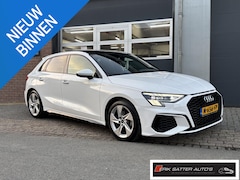 Audi A3 Sportback - 30 TFSI S edition Black optic| Matrix Led| Panoramadak| App| Carplay| Private glass