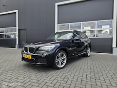 BMW X1 - sDrive20i 184PK M-Pakket 2011 | 18'' | PDC | NL AUTO