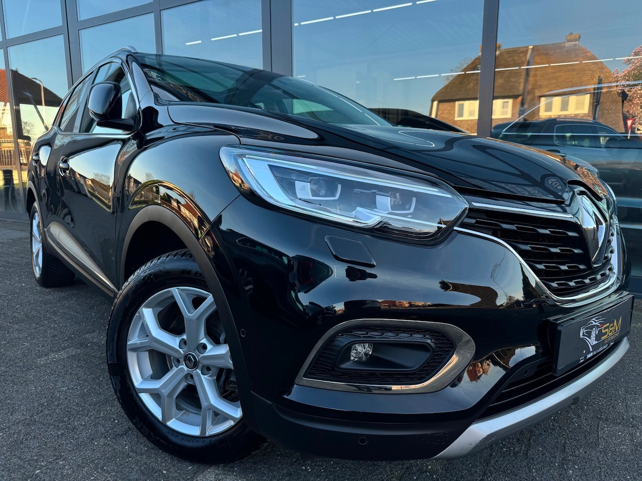 Renault Kadjar - 1.3 TCe Zen CarPlay | Pano - AutoWereld.nl