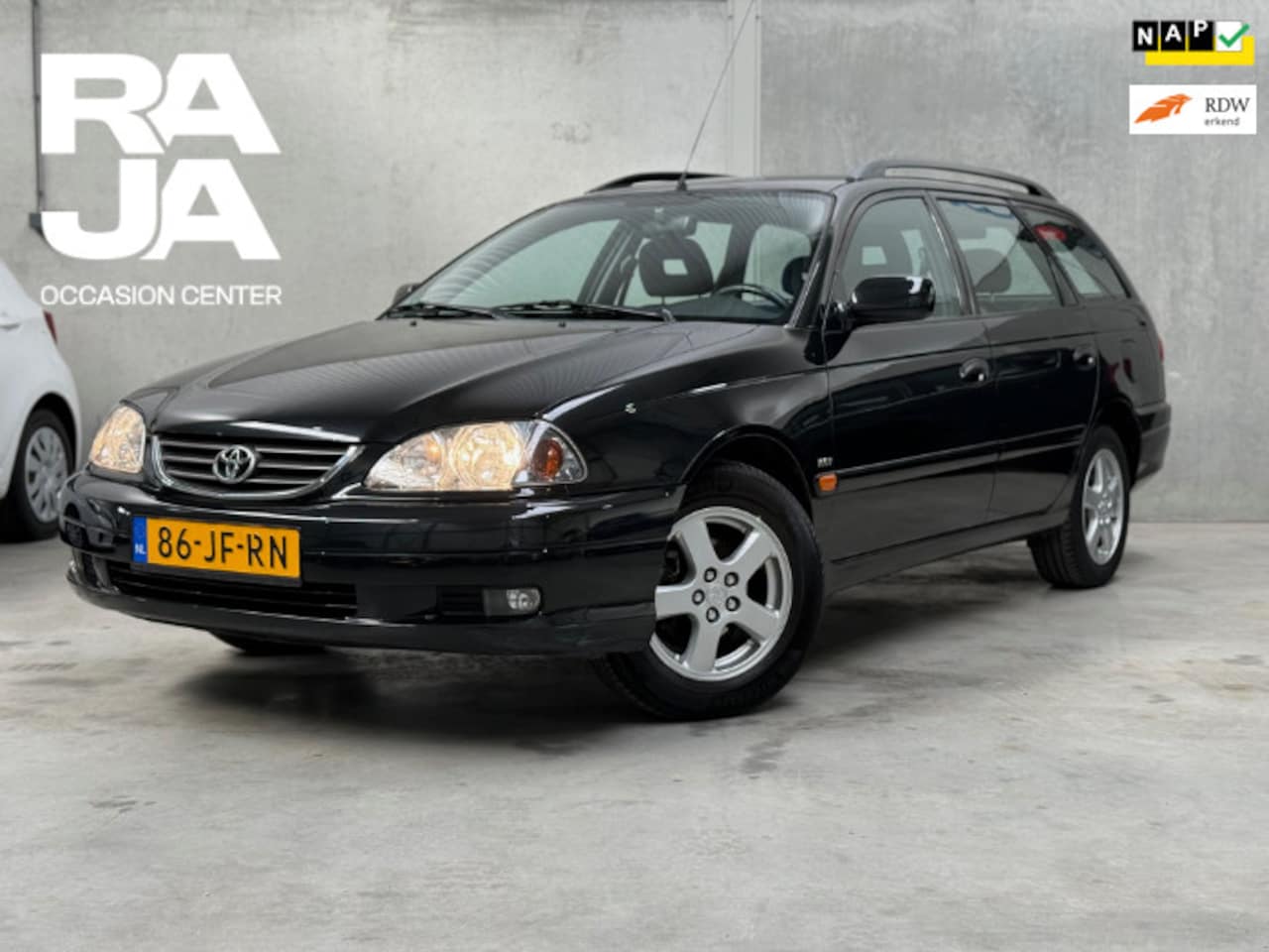 Toyota Avensis Wagon - 1.6-16V Linea Luna NAP Airco NEW APK UNIEK - AutoWereld.nl
