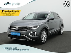 Volkswagen T-Roc - 1.5 TSI 150 pk DSG Style | Trekhaak | IQ Light | Achteruitrijcamera | Adaptive Cruise | St