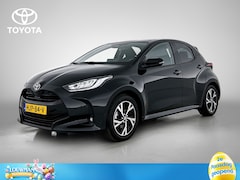 Toyota Yaris - 1.5 Hybrid 115 Dynamic | BTW Voertuig | Stoelverwarming | Draadloos laden | Rijklaar