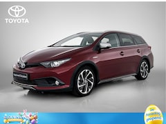 Toyota Auris Touring Sports - 1.8 Hybrid Executive | Cruise control | Privacy glass | Climate control | LM velgen | Toyo