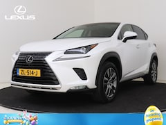Lexus NX - 300h AWD Luxury Line | Panoramadak | Trekhaak | Elektrisch Bedienbare Stoelen | Lexus-paas