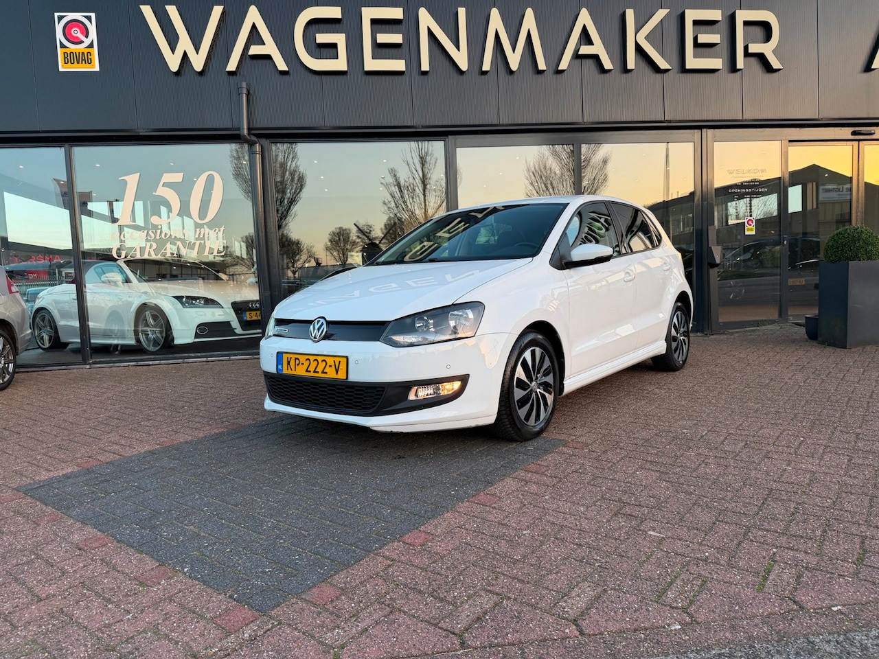 Volkswagen Polo - 1.0 BlueMotion Airco|Cruise|NAV|Carplay|NAP - AutoWereld.nl