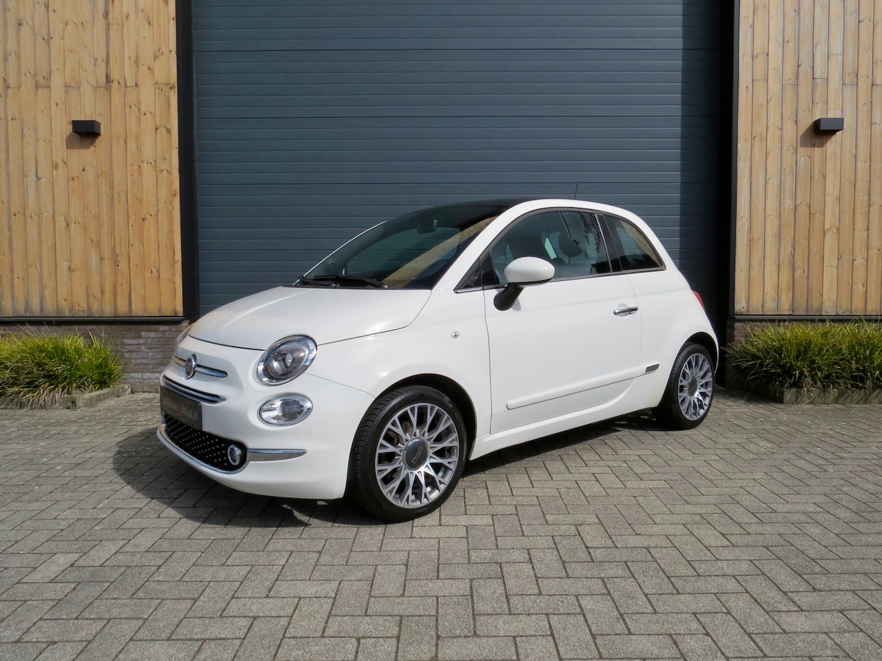 Fiat 500 - 1.2 Star Automaat *Big navi *Cruise con *Carplay - AutoWereld.nl