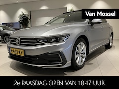 Volkswagen Passat - 1.4 TSI GTE Business 218 PK | Panoramadak | Lederen Bekleding | Achterruit Zonwering | Dig
