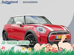 MINI Cooper - 1.5 Camden Edition 136pk Automaat | PDC | Navi | Cruise Control | Climate Control | Leer |