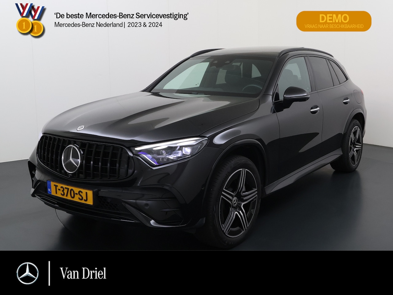 Mercedes-Benz GLC-klasse - GLC 300 e 4MATIC AMG Line Night | Panorama Keyless Rijassistentie Leder - AutoWereld.nl