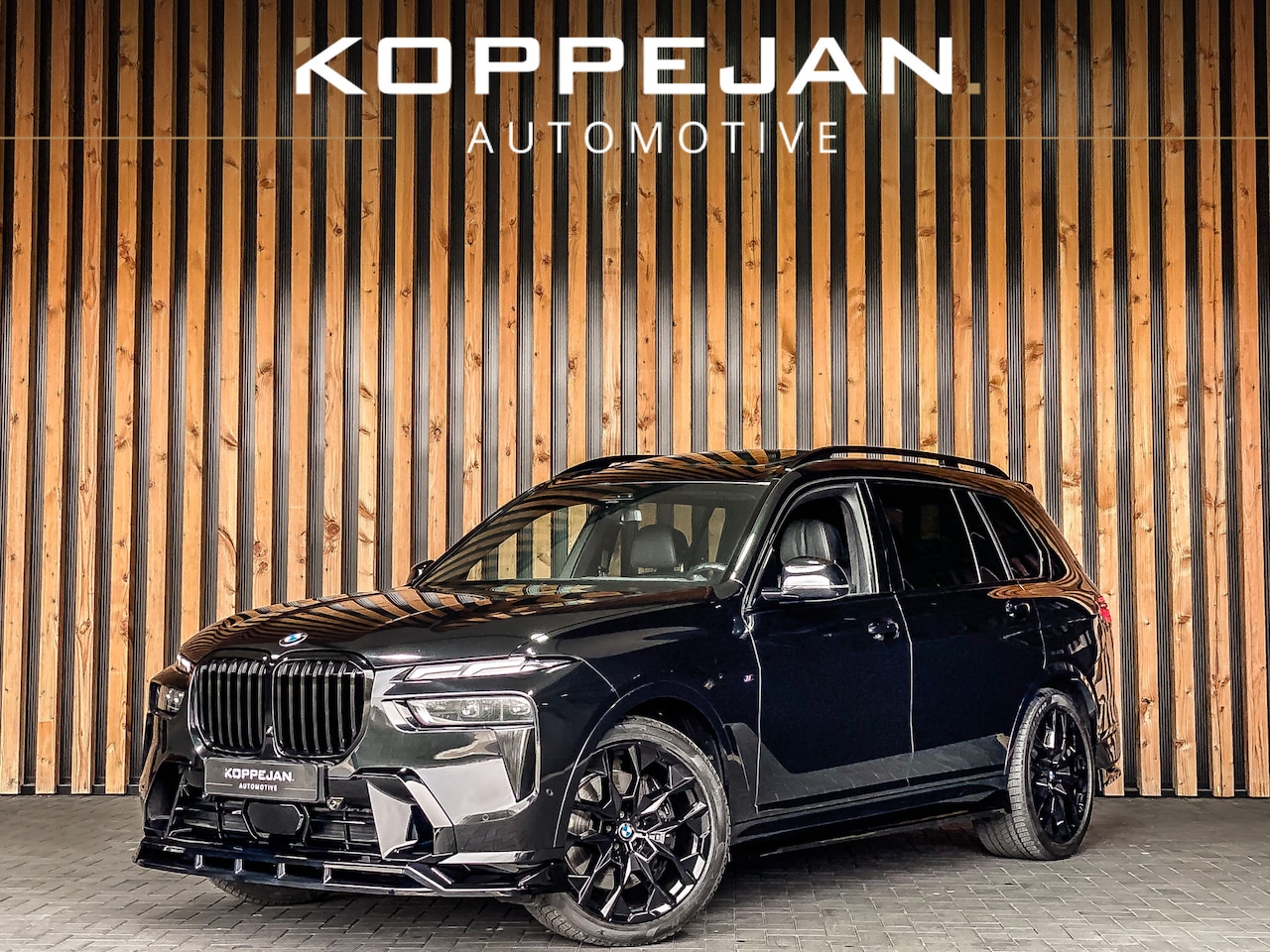 BMW X7 - xDrive40d High Executive M-Sport | ALCANTARA HEMEL | SKYLOUNGE PANO | ICONIC GLOW | VENTIL - AutoWereld.nl