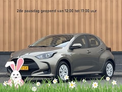 Toyota Yaris - 1.5 VVT-i Active | Apple Carplay | Android Auto | Camera | Origineel Nederlands | Adaptiev