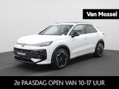 Volkswagen T-Roc - 1.5 eTsi R-Line First Edition 150 PK Automaat | Panoramadak | Black Style | Lederen bekled