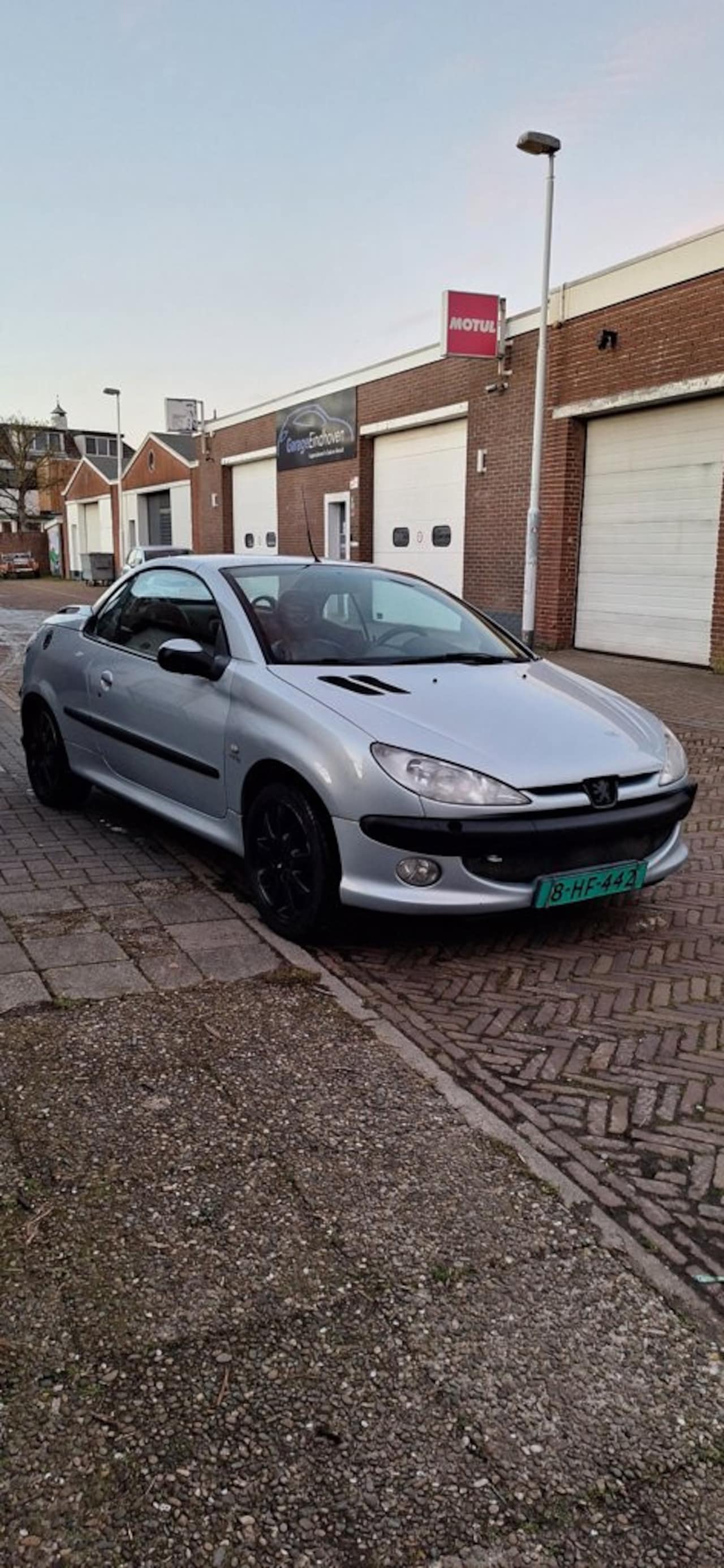 Peugeot 206 CC - 2.0-16V 2.0-16V - AutoWereld.nl