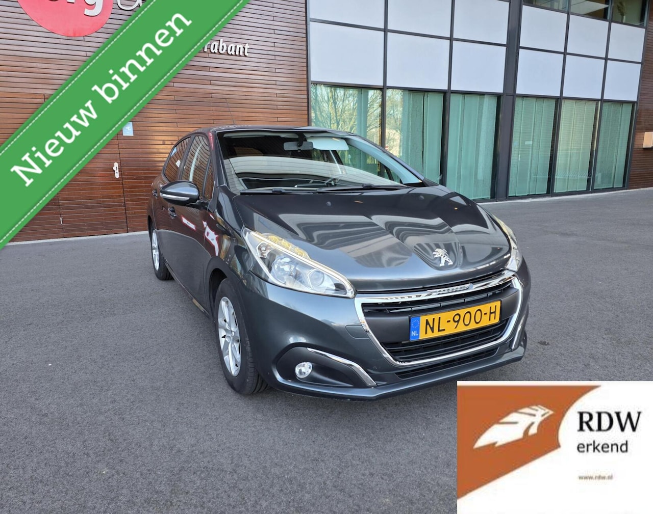 Peugeot 208 - 1.2 PT FACELIFT 2016 Airco/Cruise/NAVI/APK4-27 - AutoWereld.nl