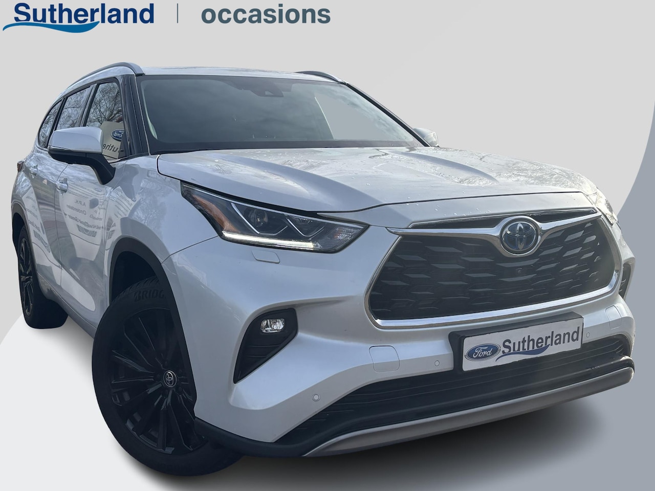 Toyota Highlander - 2.5 AWD Hybrid Premium | Bellen voor bezichtiging  | 7p |  Panoramadak | 360 graden camera - AutoWereld.nl