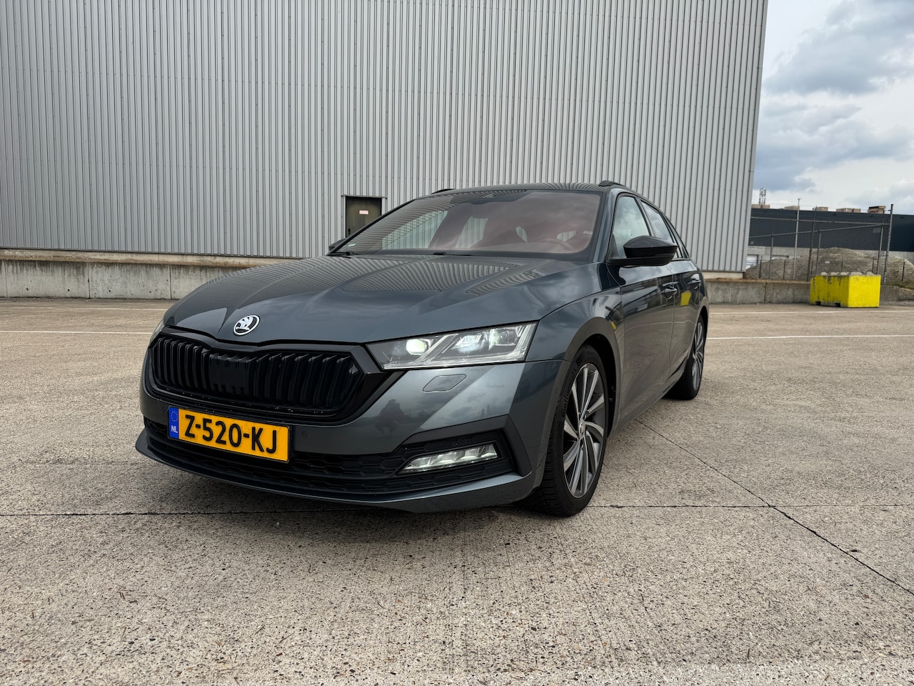 Skoda Octavia Combi - 1.0 e-TSI Sport Business Vol opties - AutoWereld.nl