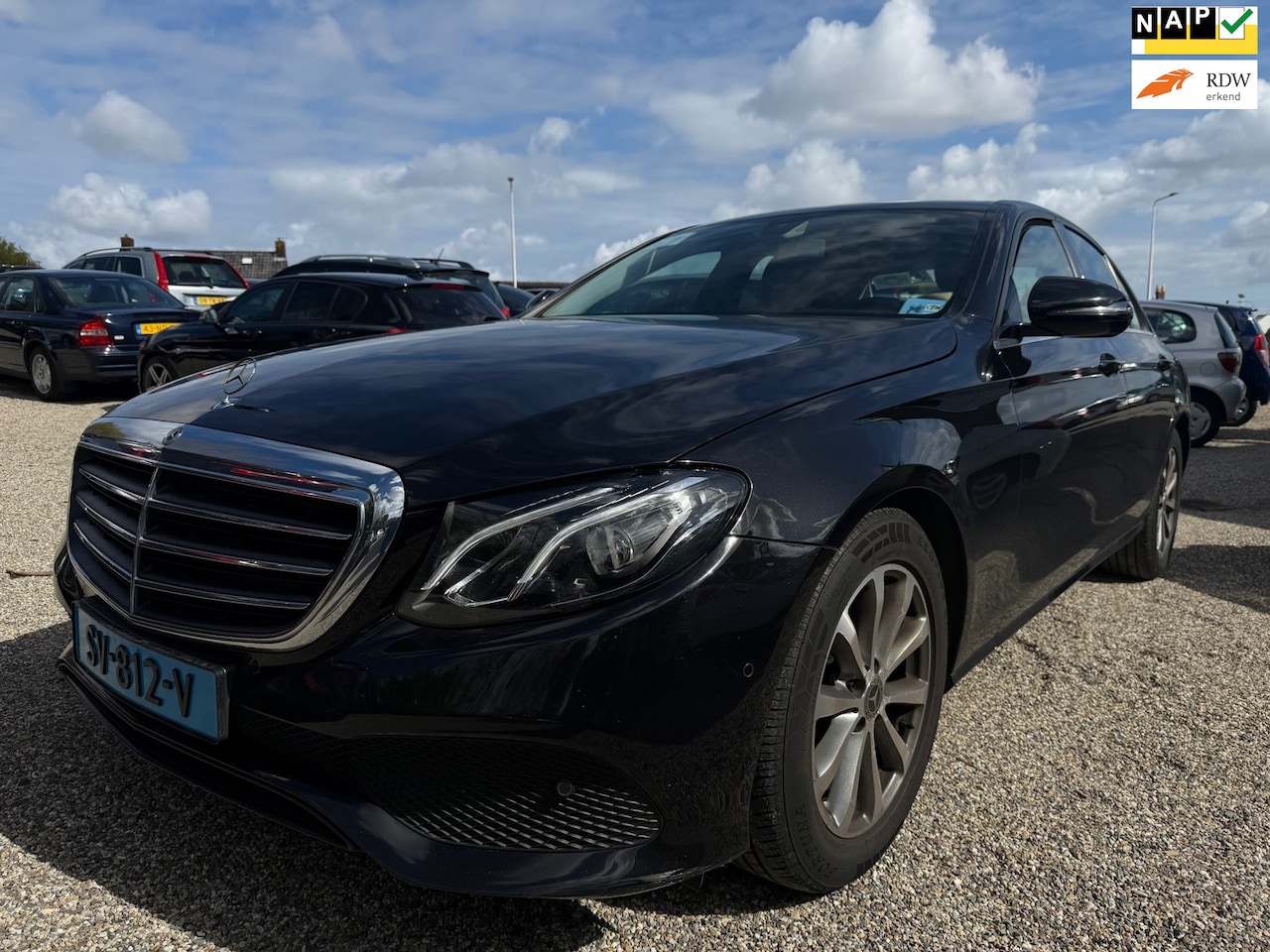 Mercedes-Benz E-klasse - 200 d Taxi Klaar 1e Eig Dealer Onderhouden Zeer Nette Staat - AutoWereld.nl