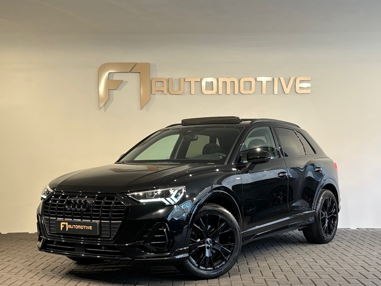Audi Q3 - 35 TFSI S Line Pano|Camera|Sfeer|CarPlay|NL Auto|NAP - AutoWereld.nl