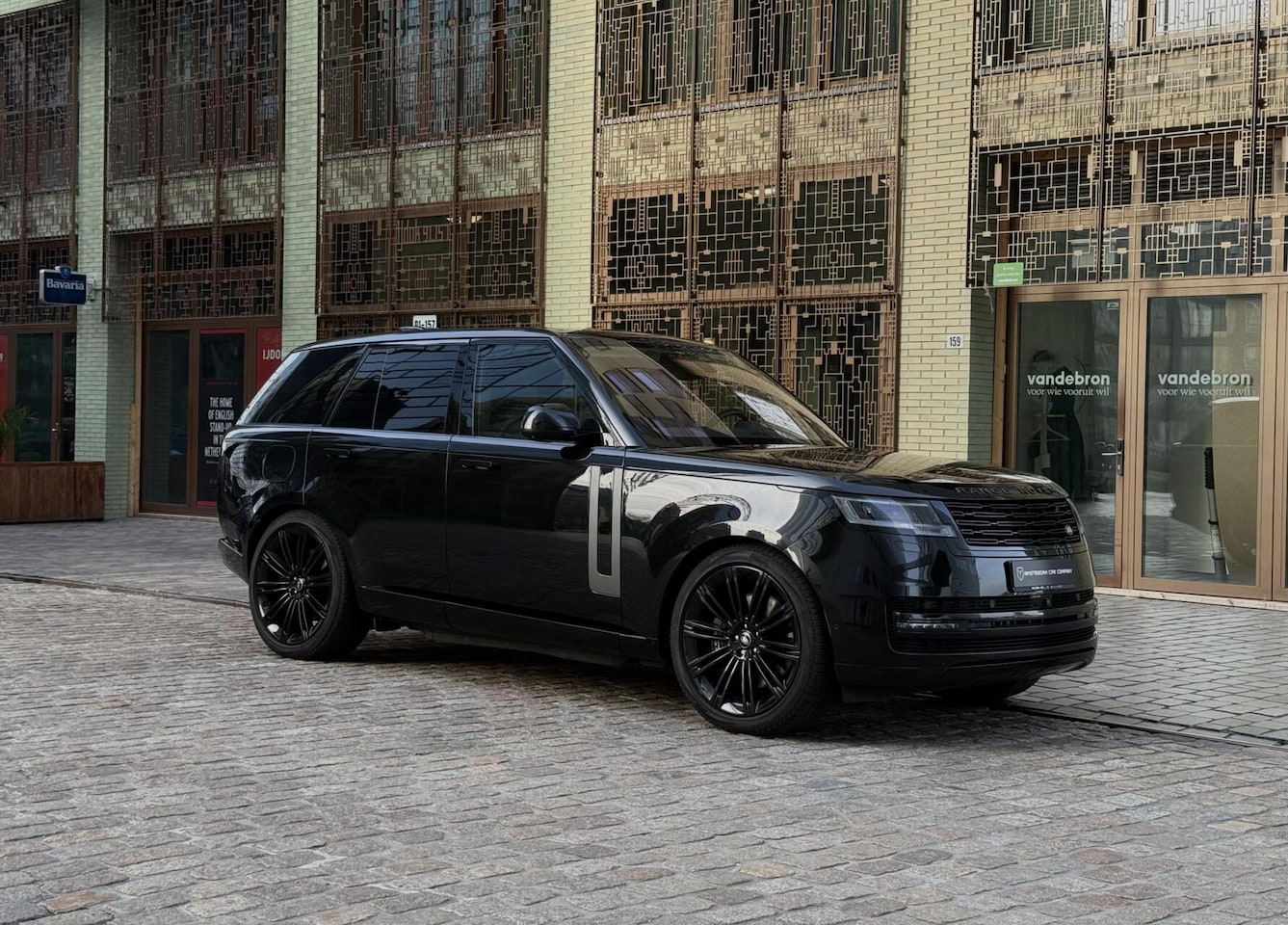 Land Rover Range Rover - 3.0 P510e First Edition PHEV - AutoWereld.nl