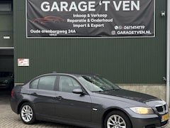 BMW 3-serie - 318i Executive