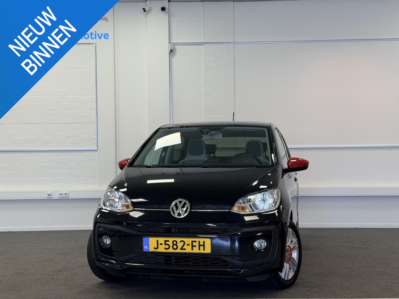 Volkswagen Up! - 1.0 BMT up! beats | Half leder | Climate Control | Bluetooth | BEATS - AutoWereld.nl