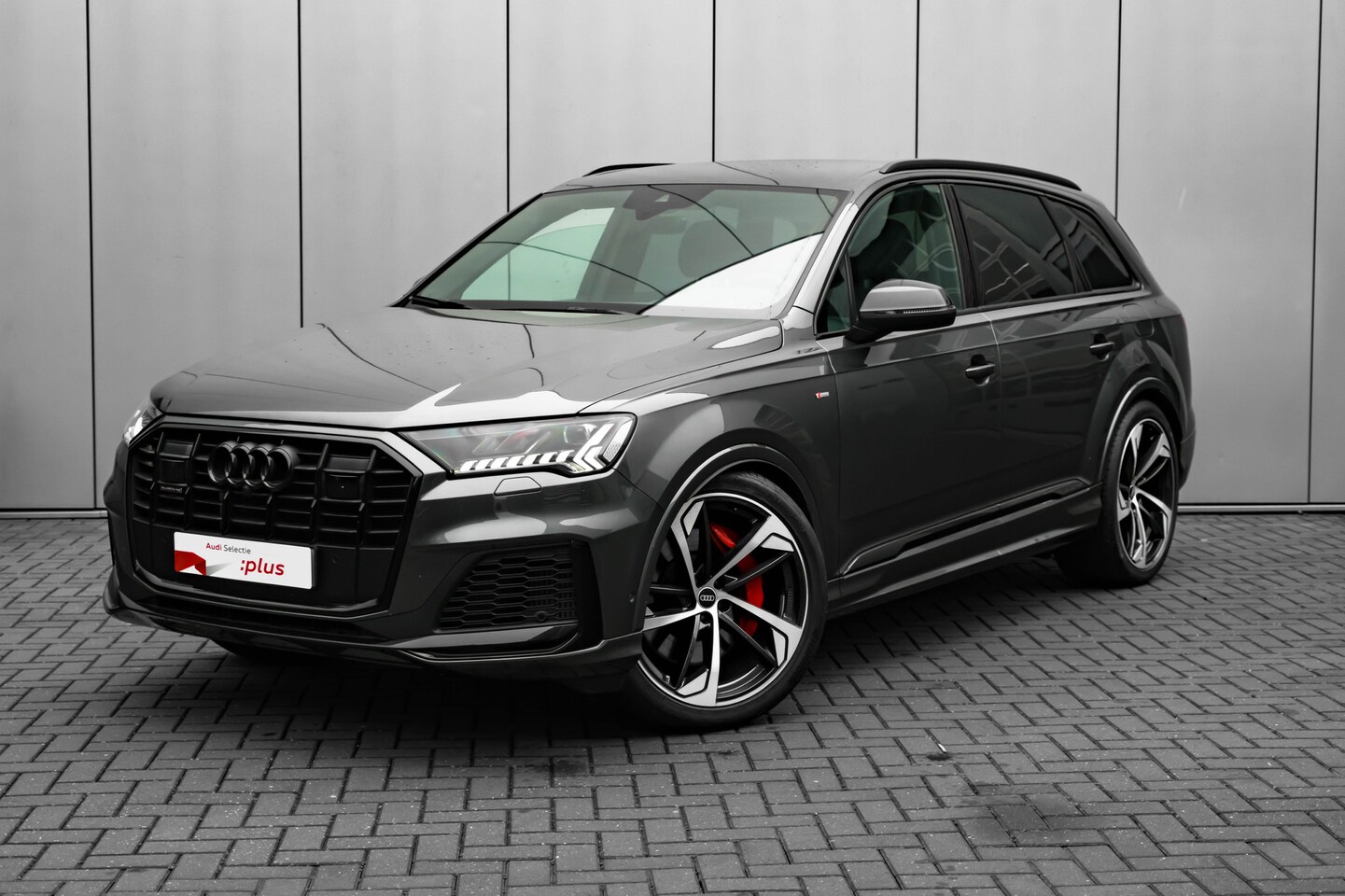 Audi Q7 - 60 TFSI e quattro Pro Line S Competition 490PK | 360 Camera | Trekhaak | Matrix LED koplam - AutoWereld.nl