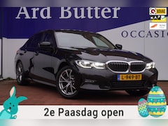 BMW 3-serie - 318i High Executive+Vitrual+Volleder+Stoel-verw+laser-LED+elek-trekhaak+Privacy-Glass= ORI