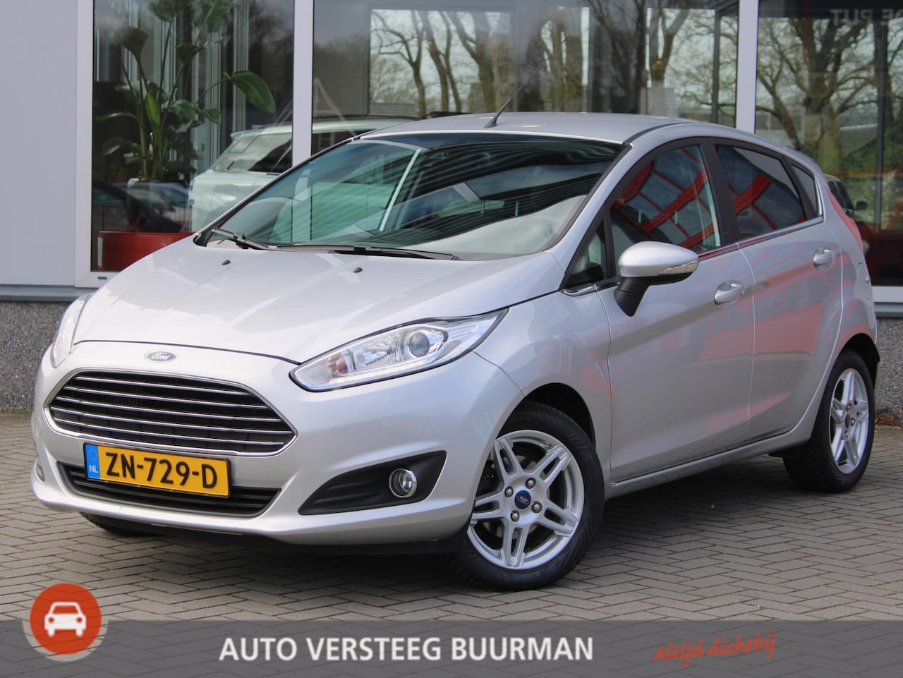 Ford Fiesta - 1.0 EcoBoost Titanium Automaat 2e Eigenaar, Trekhaak, Voorruitverwarming, Climate Control, - AutoWereld.nl
