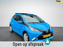 Toyota Aygo - 1.0 VVT-i x-wave Airco|Achteruitrijcamera|Cabrio