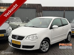 Volkswagen Polo - 1.2 Trendline -AIRCO-CV- *INRUIL MOGELIJK