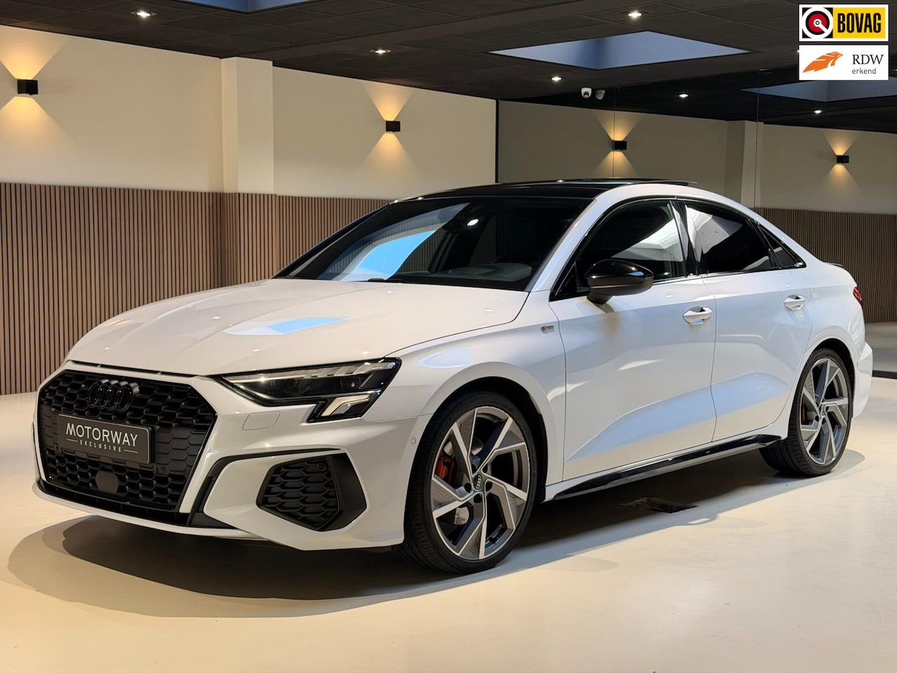 Audi A3 Limousine - 35 TFSI 3x S-Line |Pano|B&O|Virtual|HUD|ACC|Stoelverwarming|Apple carplay - AutoWereld.nl