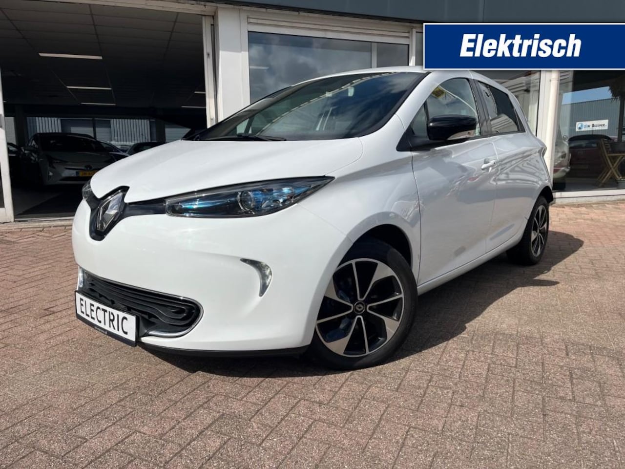 Renault Zoe - 52 kWh Clima Cruise CarPlay s.o.h. 90% - AutoWereld.nl