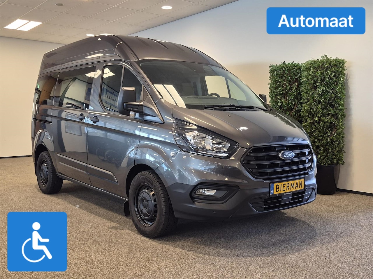 Ford Transit Custom - L1H2 Rolstoelbus Automaat (airco achterin) - AutoWereld.nl