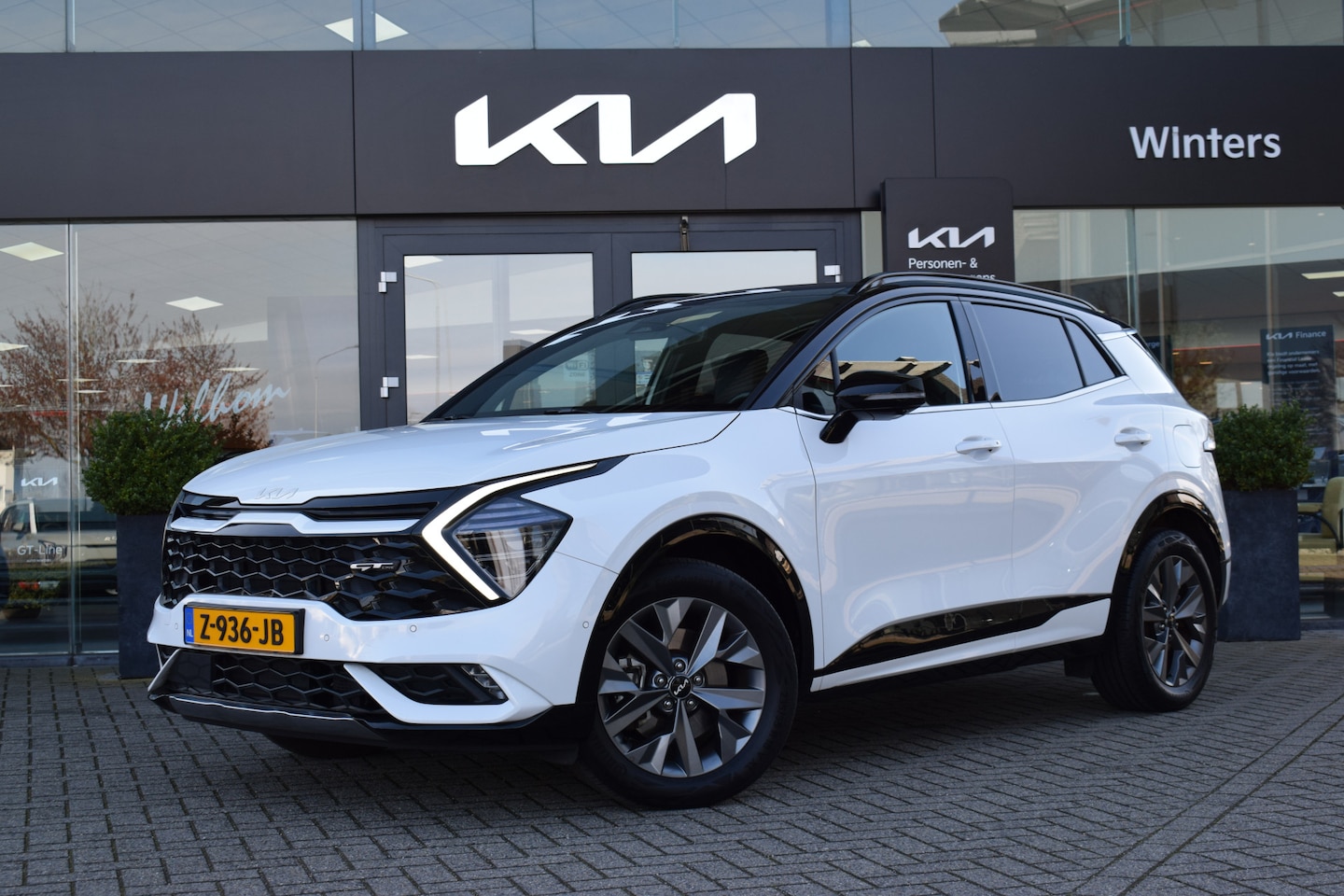 Kia Sportage - 1.6 T-GDi Hybrid GT-PlusLine | Trekhaak | 360° Camera | Harman Kardon | Stoelkoeling | Tot - AutoWereld.nl