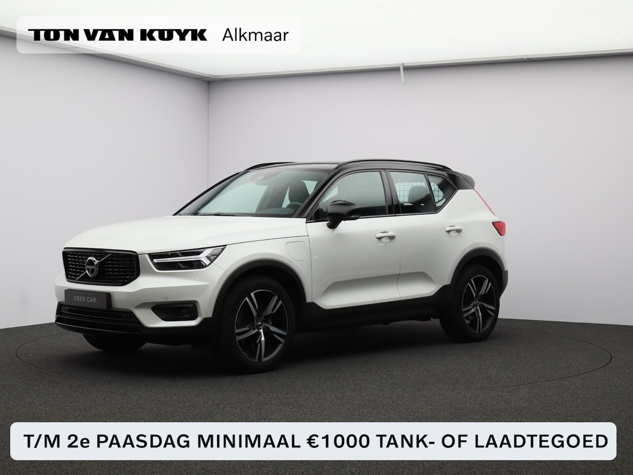 Volvo XC40 - 1.5 T5 Twin Engine R-Design / Trekhaak / Pano. dak / 360 camera / Stoel-, Stuurwiel- & Ach - AutoWereld.nl