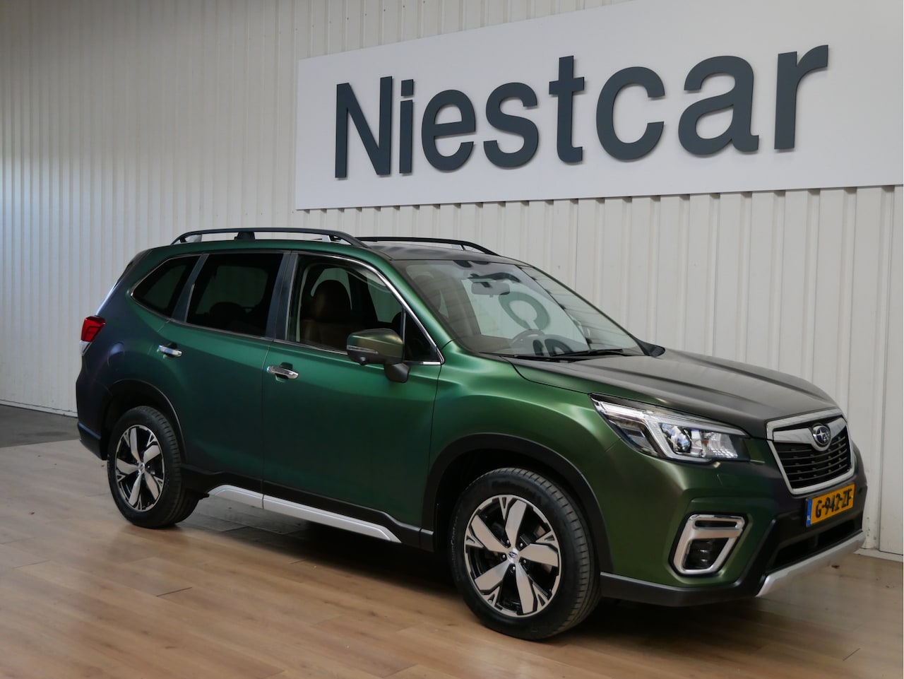 Subaru Forester - 2.0i e-BOXER Premium Eye-Sight / Navigatie / Apple Carplay en android auto - AutoWereld.nl