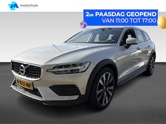 Volvo V60 Cross Country - B5 250pk AWD Mild Hybrid Automaat Cross Country Pro AUTOMATIC