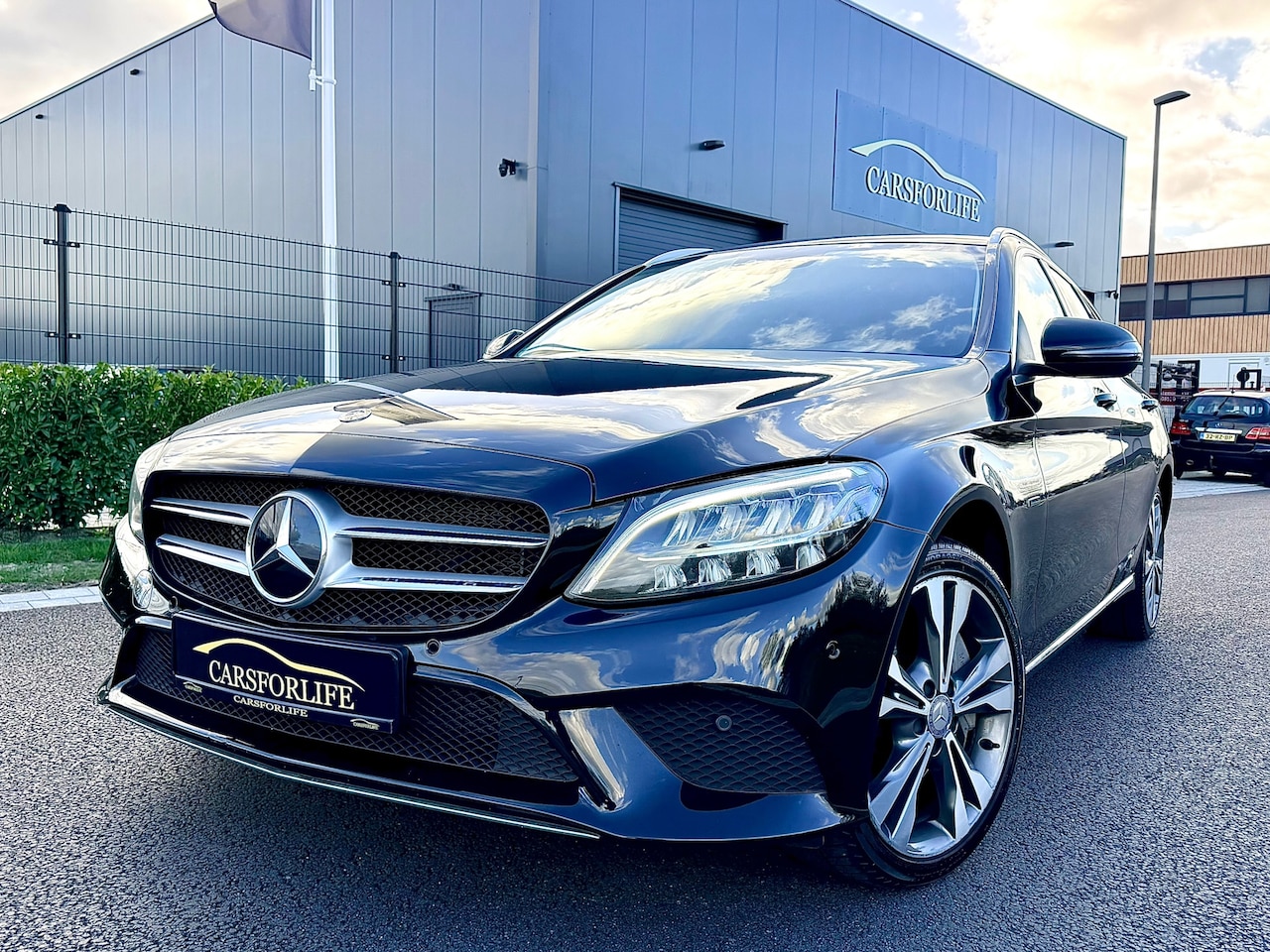 Mercedes-Benz C-klasse Estate - 300e Avantgarde 9-Traps Hybride - AutoWereld.nl