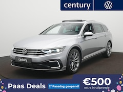 Volkswagen Passat - 1.4 TSI PHEV GTE Highline Automaat - 360 camera - Trekhaak - Panoramaschuif-kanteldak - Na